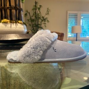 NEW UGG Koolaburra light blue slippers